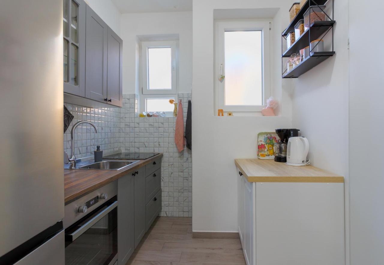 Rich Apartment Пула Экстерьер фото